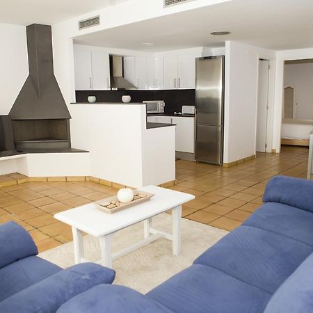 Mimoses Apartaments カダケス エクステリア 写真